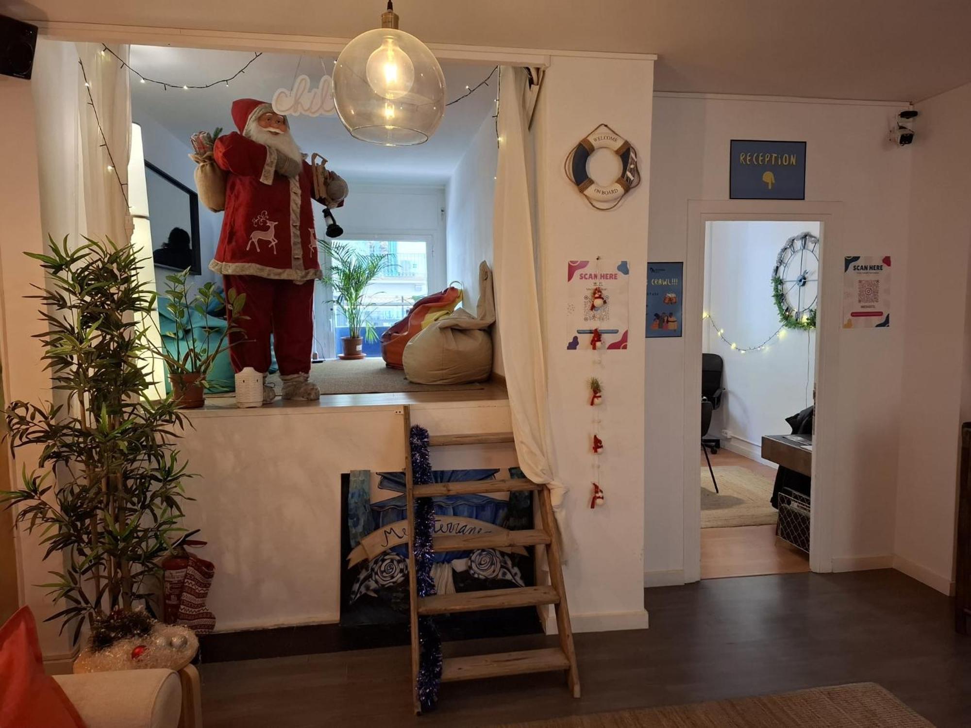 Mediterranean Hostel Barcellona Esterno foto
