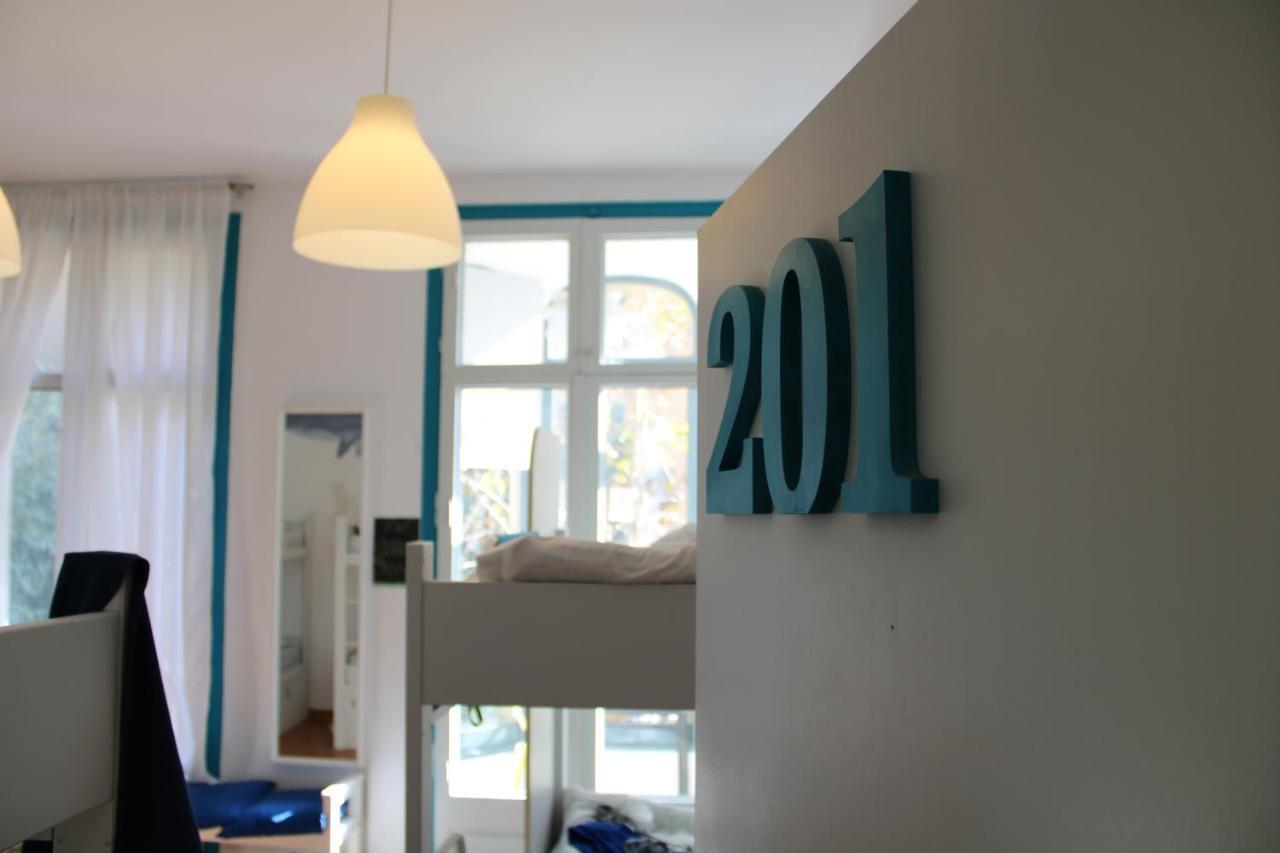 Mediterranean Hostel Barcellona Esterno foto